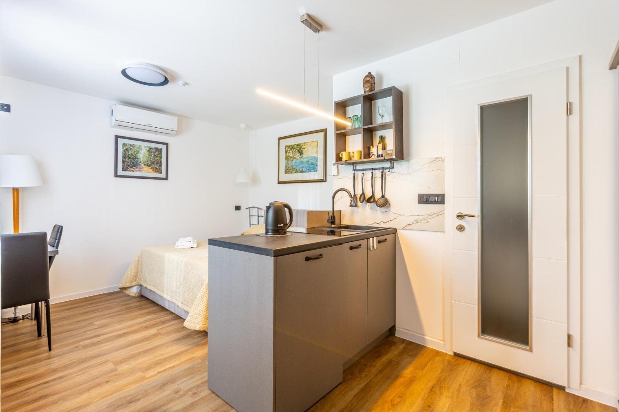 Inn The Center Zagreb Studio Apartment Exterior photo
